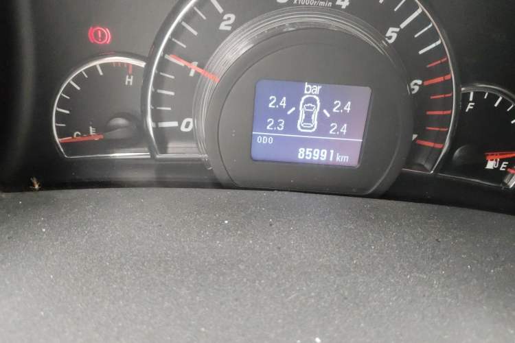 Used Great Wall C50 2013 1.5T Manual Elite Edition Odometer Close Up