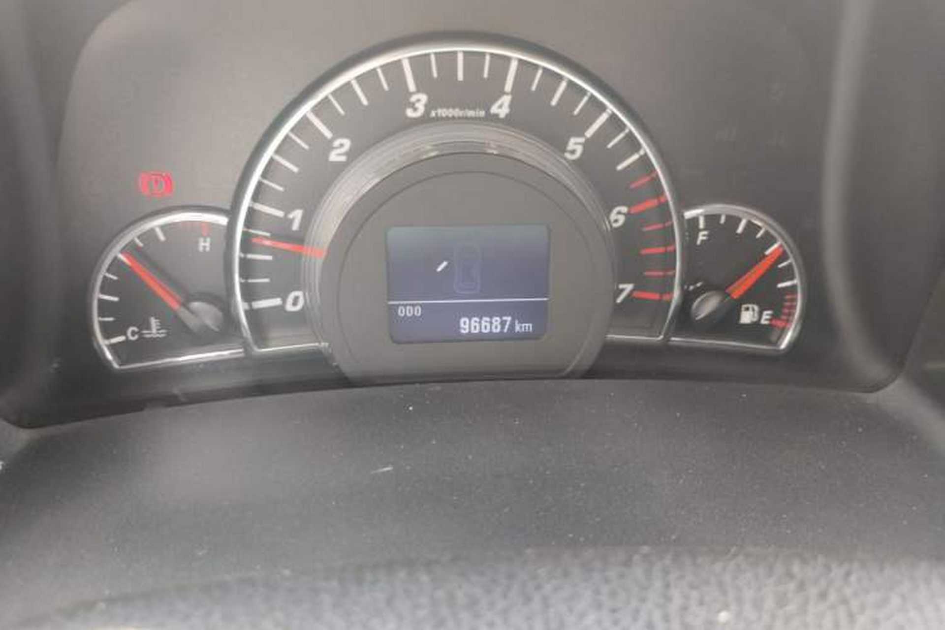 Used Great Wall C50 2013 1.5T Manual Fashion Edition Odometer Close Up