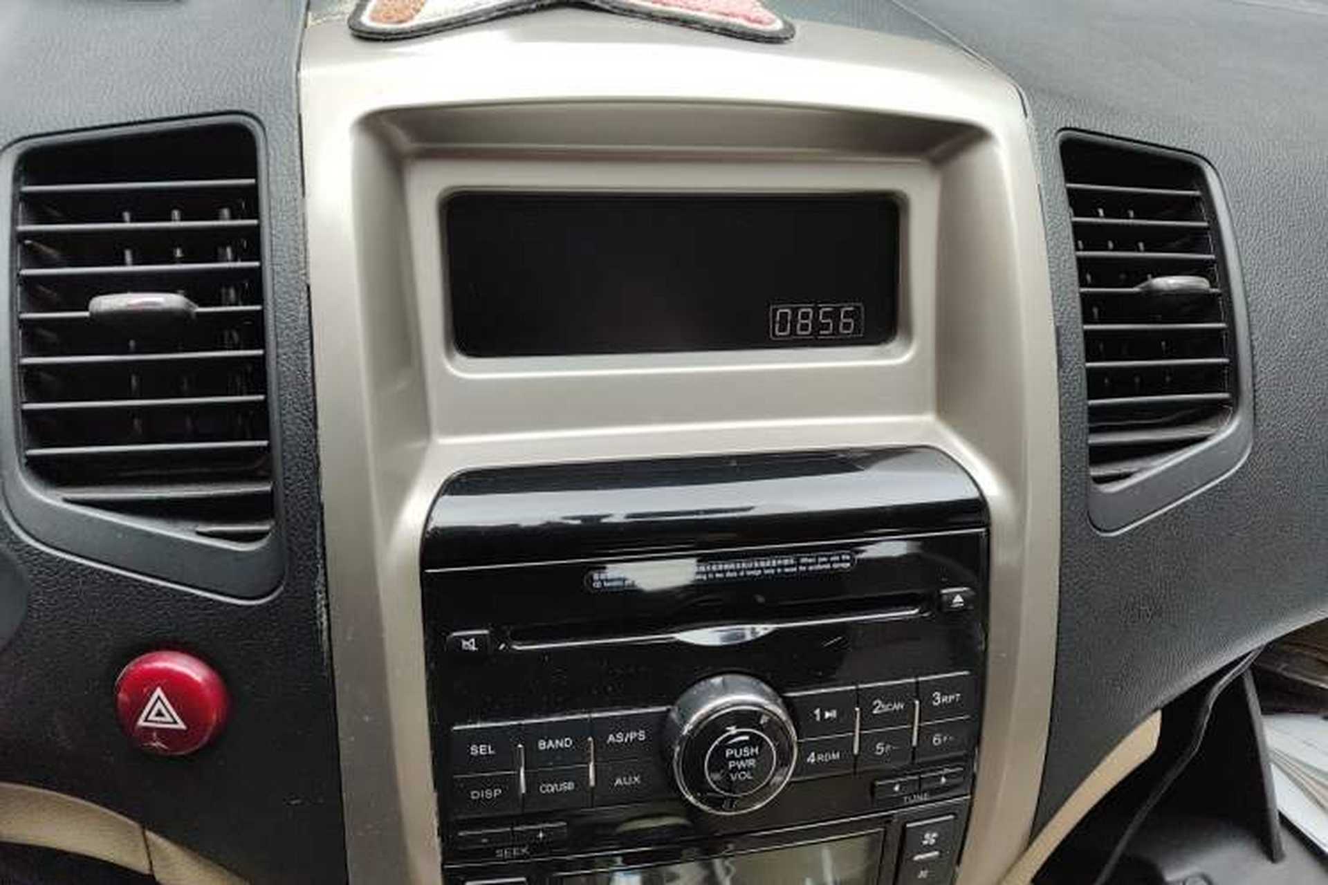 Used Great Wall C50 2013 1.5T Manual Fashion Edition Audio And AC Panel