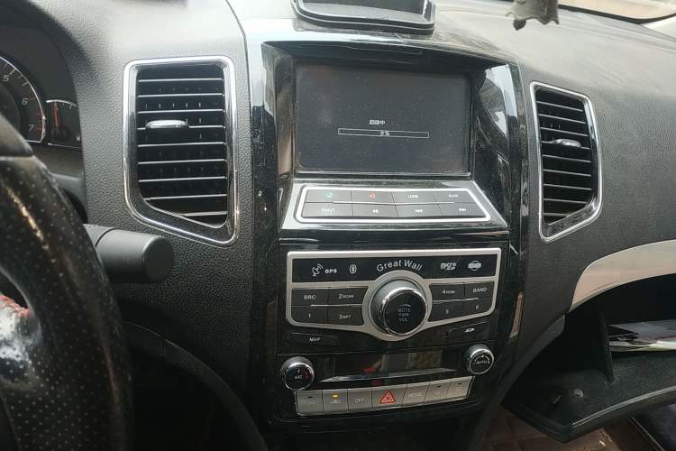Used Great Wall C50 2013 1.5T Manual Elite Edition Audio And AC Panel