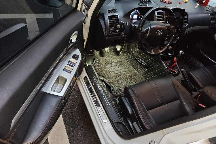 Used Great Wall C50 2013 1.5T Manual Elite Edition Driver Seat