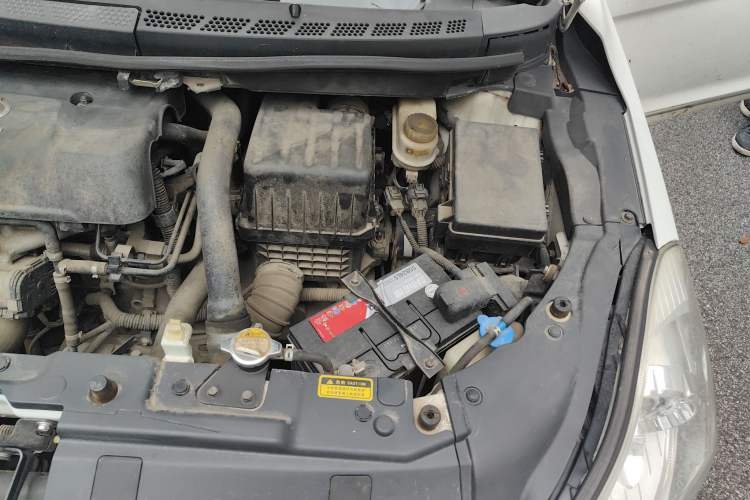 Used Great Wall C50 2013 1.5T Manual Fashion Edition Engine Bay Left