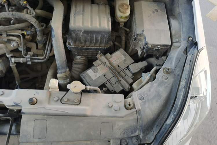 Used Great Wall C50 2013 1.5T Manual Elite Edition Engine Bay Left