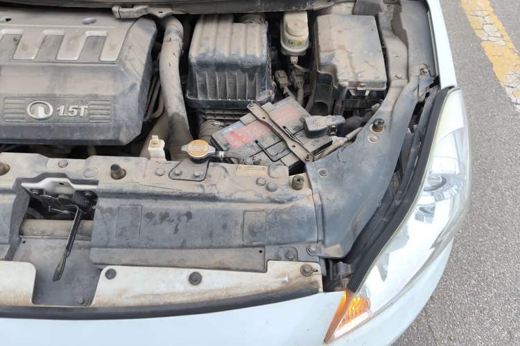 Used Great Wall C50 2013 1.5T Manual Elite Edition Engine Bay Left