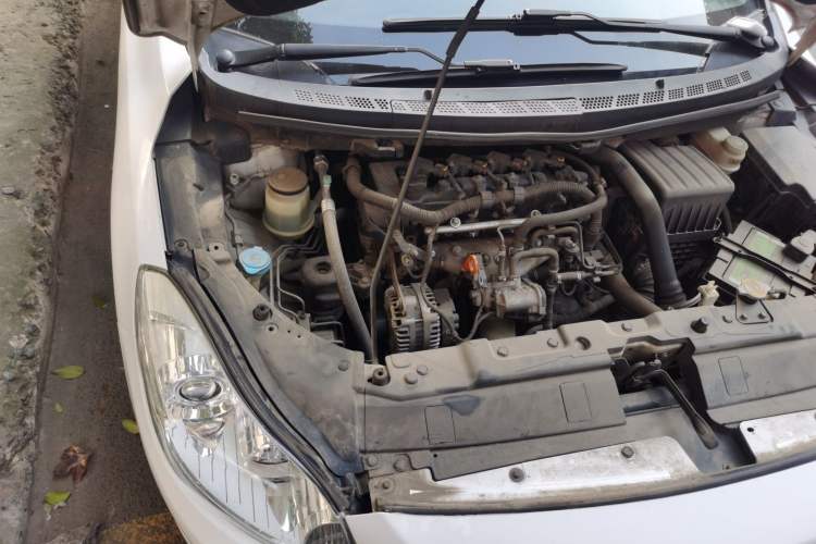 Used Great Wall C50 2013 1.5T Manual Elite Edition Engine Bay Right