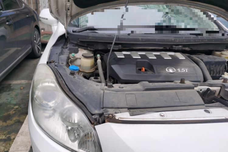 Used Great Wall C50 2013 1.5T Manual Elite Edition Engine Bay Right