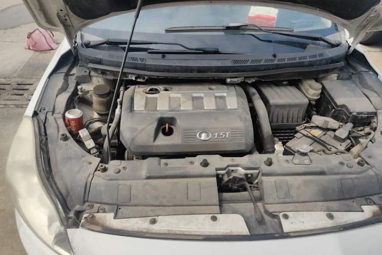 Used Great Wall C50 2013 1.5T Manual Fashion Edition Engine Bay Right