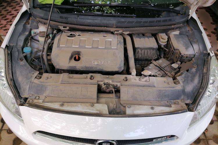 Used Great Wall C50 2013 1.5T Manual Elite Edition Engine Bay