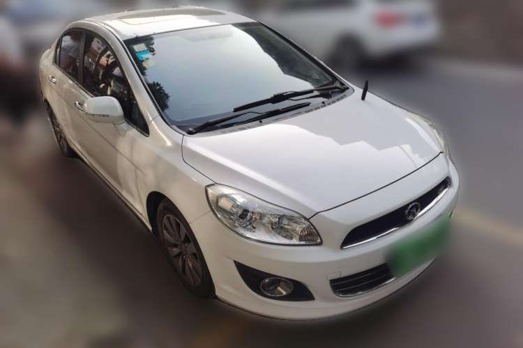 Used Great Wall C50 2013 1.5T Manual Elite Edition Front Right 45 Deg