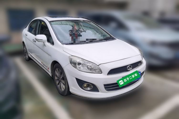 Used Great Wall C50 2013 1.5T Manual Elite Edition Front Right 45 Deg