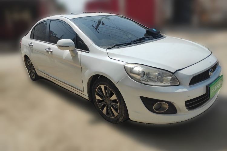 Used Great Wall C50 2013 1.5T Manual Elite Edition Front Right 45 Deg