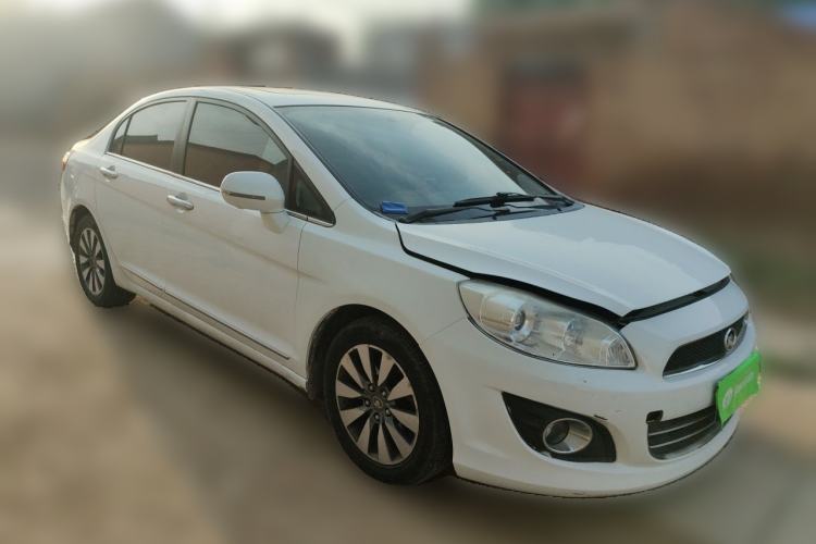 Used Great Wall C50 2013 1.5T Manual Elite Edition Front Right 45 Deg