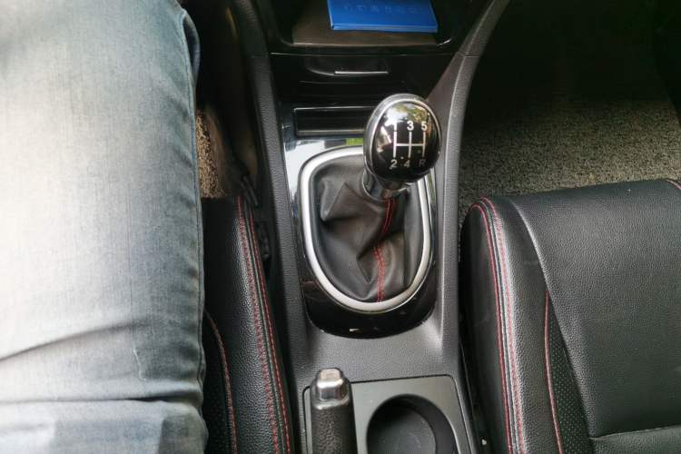 Used Great Wall C50 2013 1.5T Manual Elite Edition Gear Lever