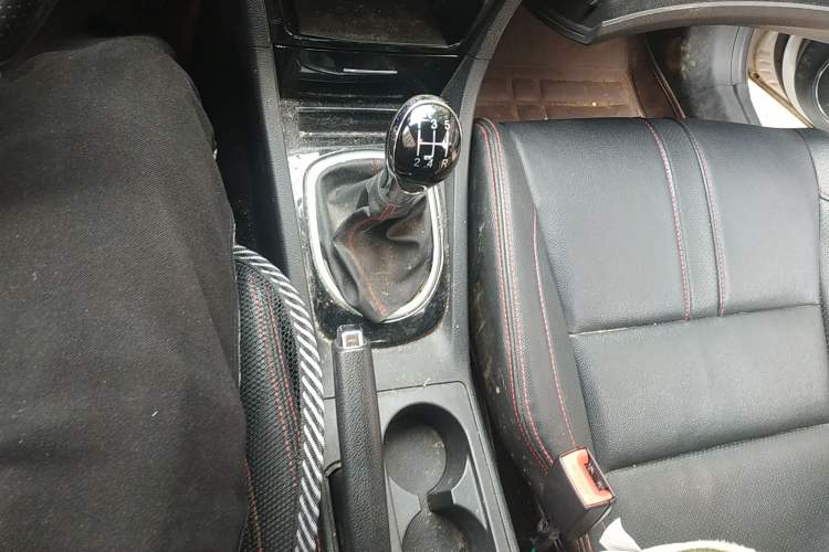Used Great Wall C50 2013 1.5T Manual Elite Edition Gear Lever
