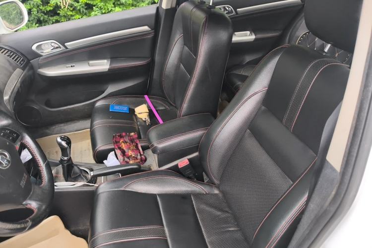 Used Great Wall C50 2013 1.5T Manual Elite Edition Left Front Seat