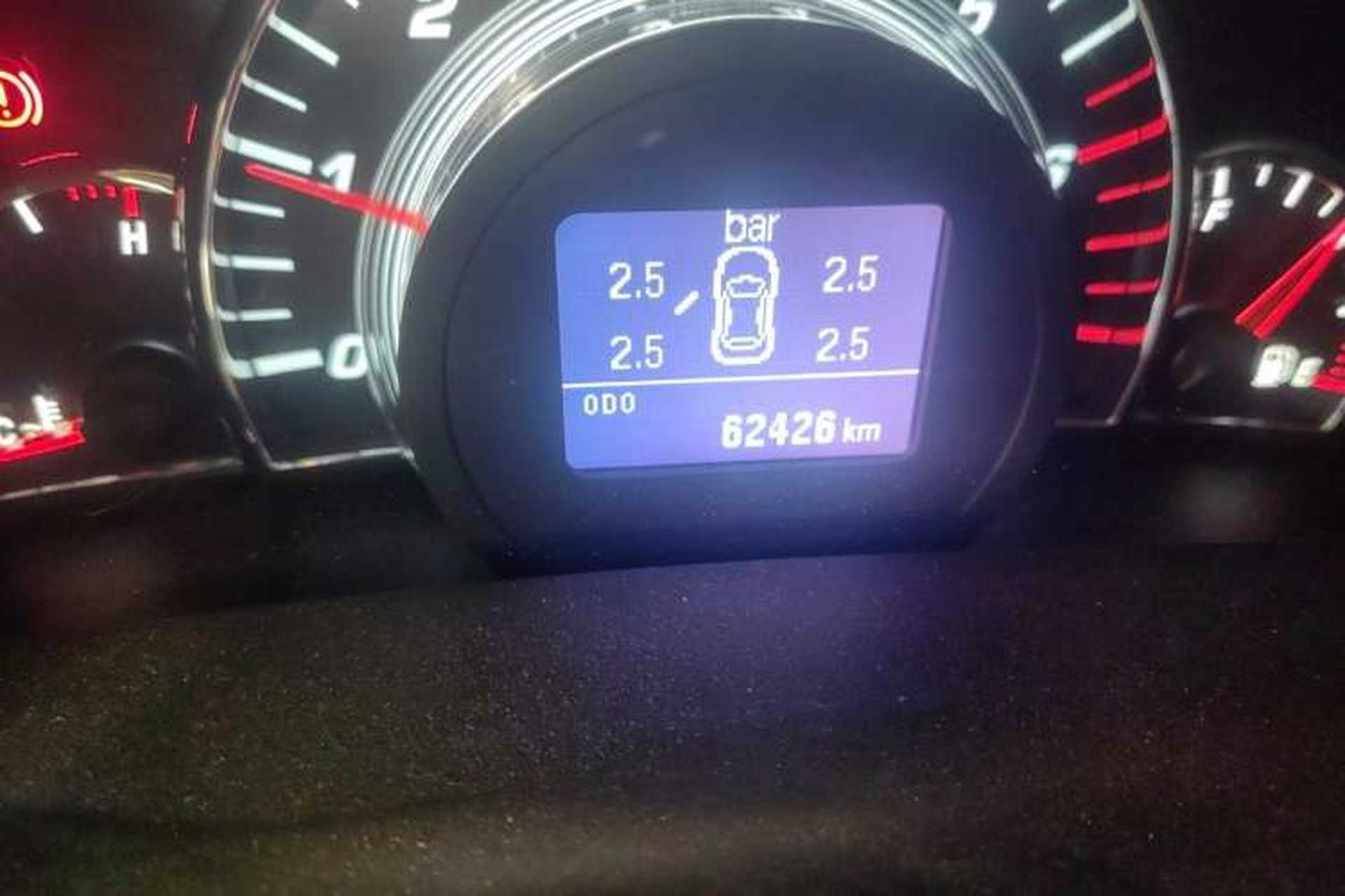 Used Great Wall C50 2013 1.5T Manual Elite Edition Odometer Close Up