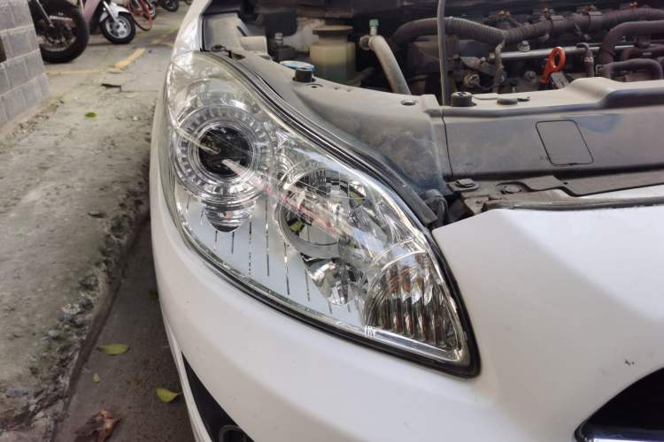 Used Great Wall C50 2013 1.5T Manual Elite Edition Right Front Headlight