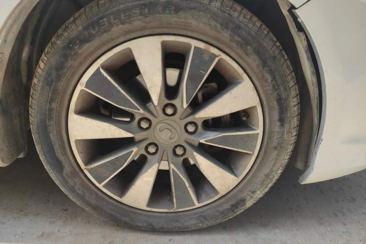 Used Great Wall C50 2013 1.5T Manual Elite Edition Right Front Wheel Hub