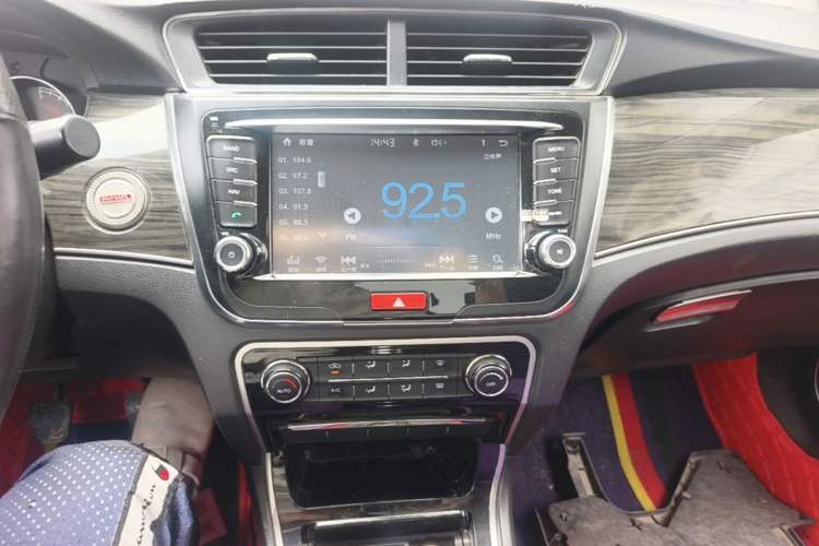 Used Great Wall C50 2014 Upgraded Model 1.5T Manual Elite Version Audio And AC Panel