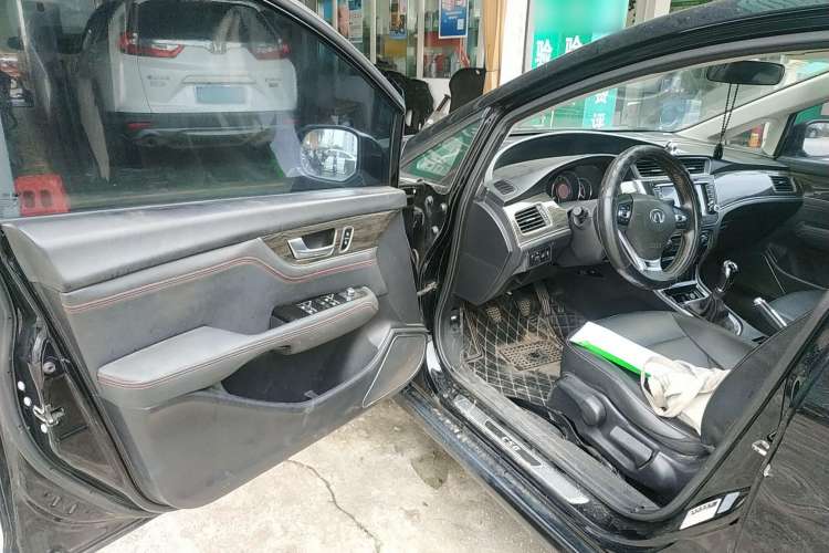 Used Great Wall C50 2014 Upgraded Model 1.5T Manual Elite Version Driver Seat