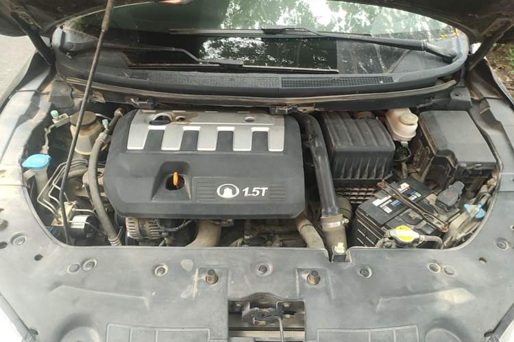 Used Great Wall C50 2014 Upgraded Model 1.5T Manual Fashion Edition Engine Bay