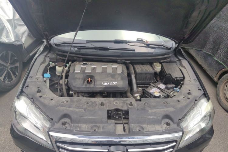 Used Great Wall C50 2014 Upgraded Model 1.5T Manual Elite Version Engine Bay