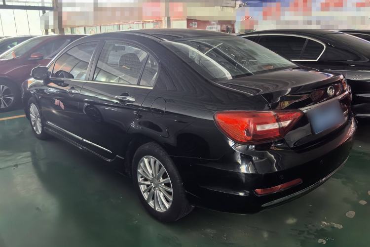 Used Great Wall C50 2014 Upgraded Model 1.5T Manual Fashion Edition Exterior 3