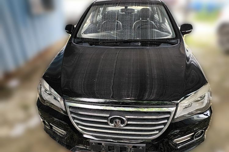 Used Great Wall C50 2014 Upgraded Model 1.5T Manual Fashion Edition Front