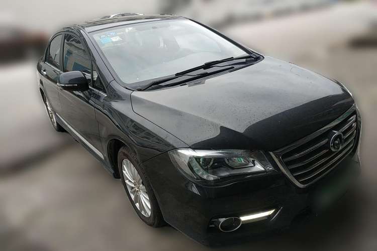 Used Great Wall C50 2014 Upgraded Model 1.5T Manual Elite Version Front Right 45 Deg