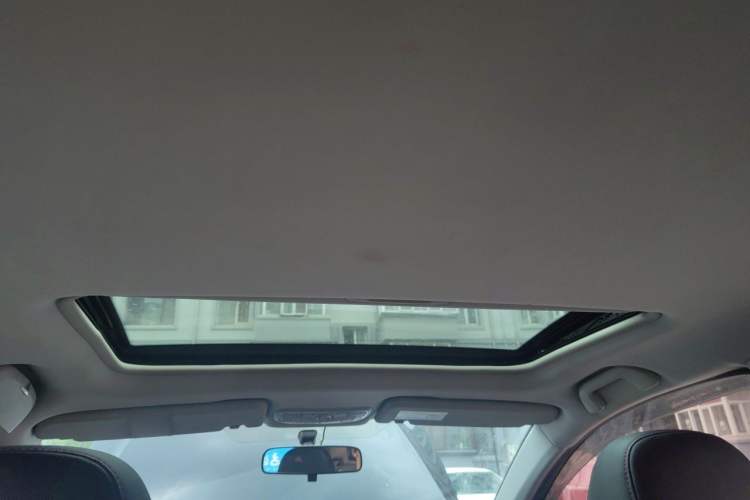 Used Great Wall C50 2014 Upgraded Model 1.5T Manual Elite Version Headliner