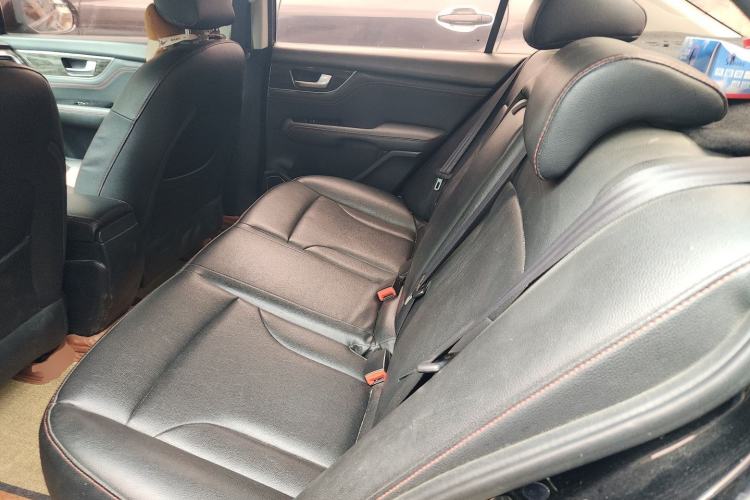 Used Great Wall C50 2014 Upgraded Model 1.5T Manual Elite Version Left Rear Seat