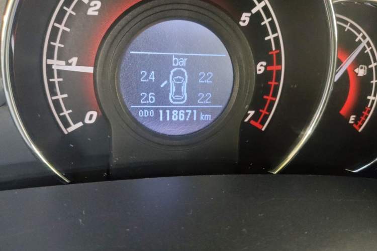 Used Great Wall C50 2014 Upgraded Model 1.5T Manual Elite Version Odometer Close Up