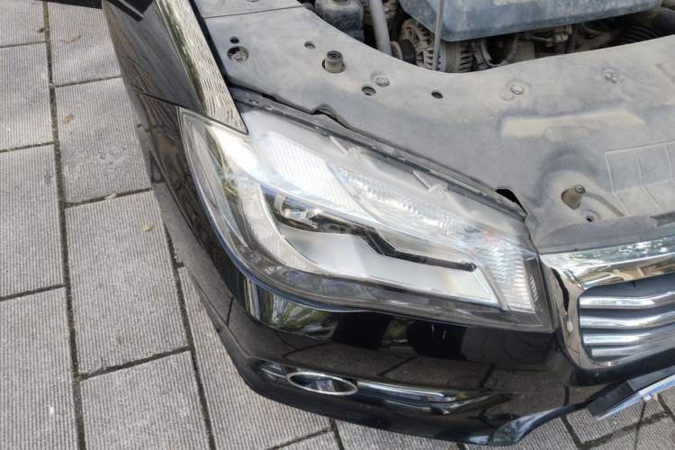 Used Great Wall C50 2014 Upgraded Model 1.5T Manual Elite Version Right Front Headlight