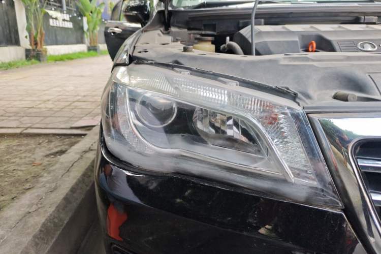 Used Great Wall C50 2014 Upgraded Model 1.5T Manual Fashion Edition Right Front Headlight