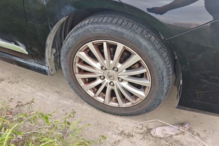 Used Great Wall C50 2014 Upgraded Model 1.5T Manual Fashion Edition Right Front Wheel Hub