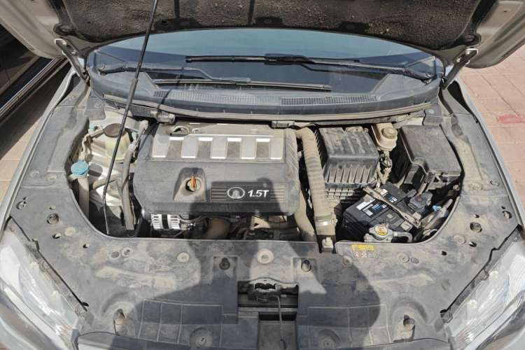 Used Great Wall C50 2014 Upgraded Model 1.5T Manual Elite Version Engine Bay