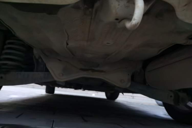 Used Great Wall C50 2014 Upgraded Model 1.5T Manual Comfort Version Chassis Rear