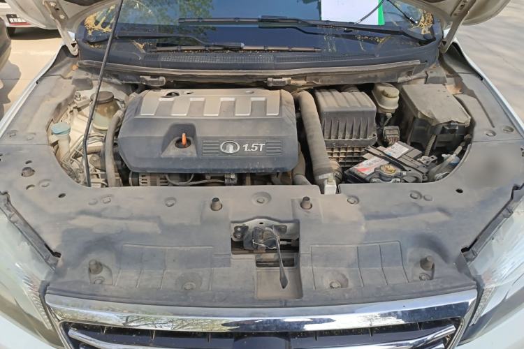 Used Great Wall C50 2014 Upgraded Model 1.5T Manual Comfort Version Engine Bay