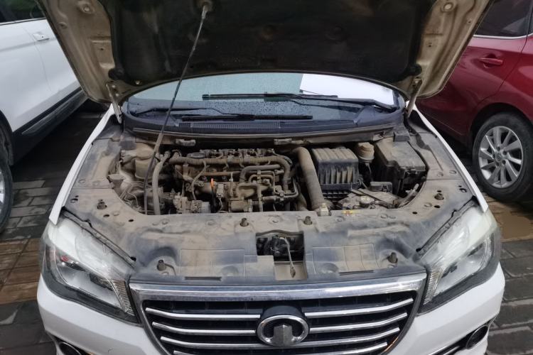 Used Great Wall C50 2014 Upgraded Model 1.5T Manual Comfort Version Engine Bay
