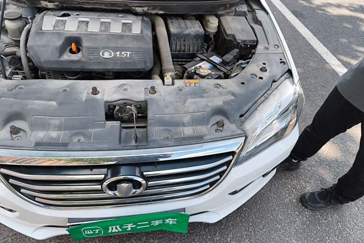 Used Great Wall C50 2014 Upgraded Model 1.5T Manual Fashion Edition Engine Bay Left