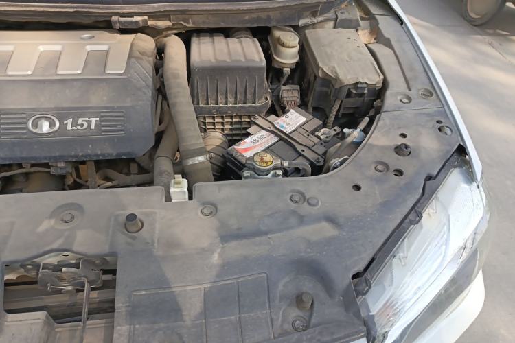 Used Great Wall C50 2014 Upgraded Model 1.5T Manual Comfort Version Engine Bay Left
