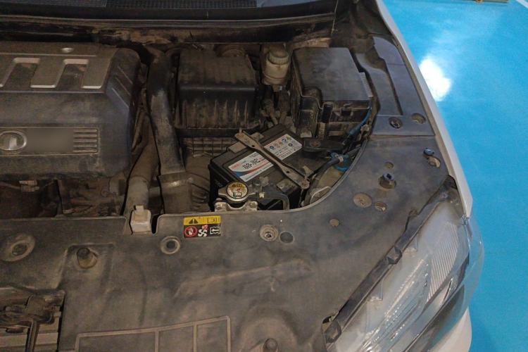 Used Great Wall C50 2014 Upgraded Model 1.5T Manual Fashion Edition Engine Bay Left