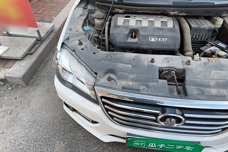 Used Great Wall C50 2014 Upgraded Model 1.5T Manual Fashion Edition Engine Bay Right