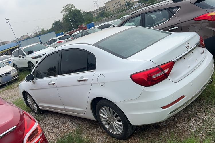 Used Great Wall C50 2014 Upgraded Model 1.5T Manual Comfort Version Exterior 5