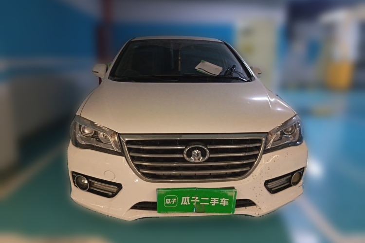 Used Great Wall C50 2014 Upgraded Model 1.5T Manual Fashion Edition Front