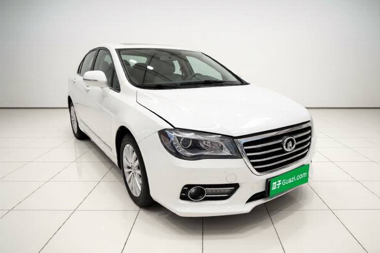 Used Great Wall C50 2014 Upgraded Model 1.5T Manual Fashion Edition Front Right 45 Deg
