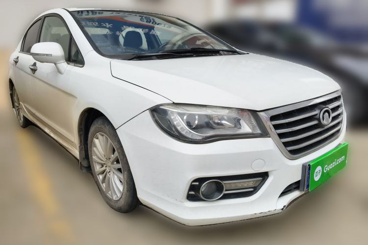 Used Great Wall C50 2014 Upgraded Model 1.5T Manual Fashion Edition Front Right 45 Deg
