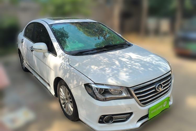 Used Great Wall C50 2014 Upgraded Model 1.5T Manual Elite Version Front Right 45 Deg