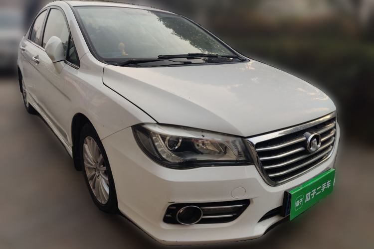 Used Great Wall C50 2014 Upgraded Model 1.5T Manual Elite Version Front Right 45 Deg
