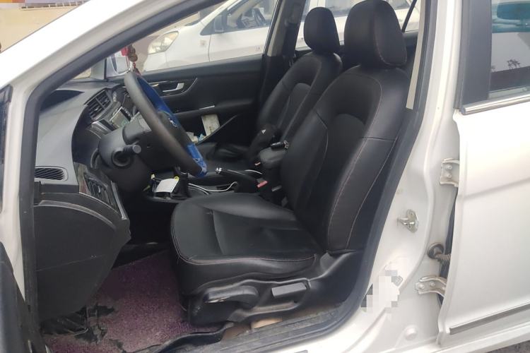 Used Great Wall C50 2014 Upgraded Model 1.5T Manual Elite Version Left Front Seat